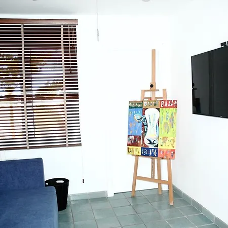 بيت للعطل Tauro Country Club